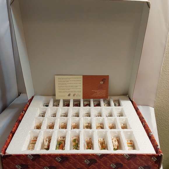 THE BATTLE OF ACTIUM HAND CAVED CHESS GAME  BY GABRIELE PACIONI - Picture 5 of 7